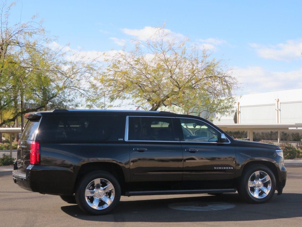 2015 Chevrolet Suburban CHEVY SUBURBAN 4X4 LTZ LEATHER BLACK BEAUTY BENCH SEAT 3RD ROW  - 22743238 - 5