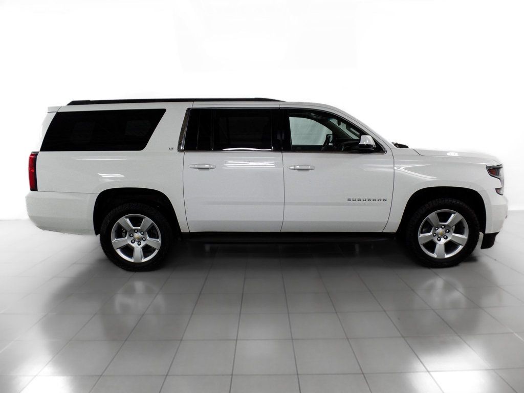 2015 Chevrolet Suburban LT 4WD - 22655273 - 6