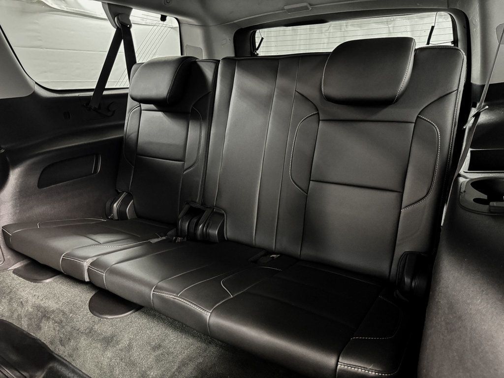 2015 Chevrolet Suburban LT 4WD - 22945449 - 10