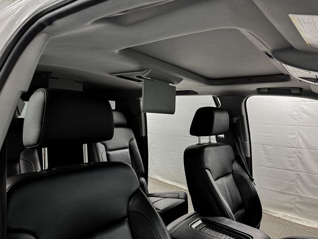 2015 Chevrolet Suburban LT 4WD - 22945449 - 14