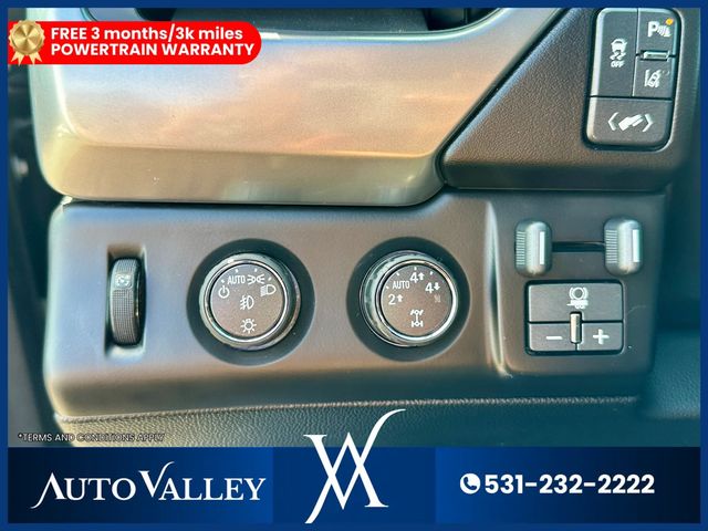 2015 Chevrolet Suburban LTZ Sport Utility 4D - 23013988 - 45