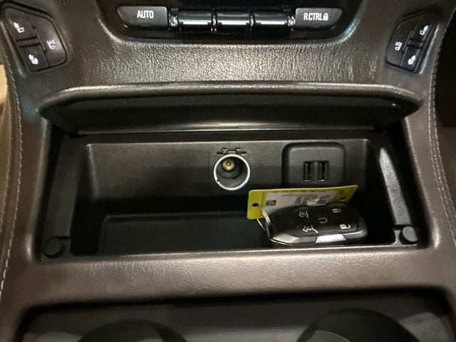 2015 Chevrolet Tahoe 2WD 4dr LTZ - 23017957 - 21