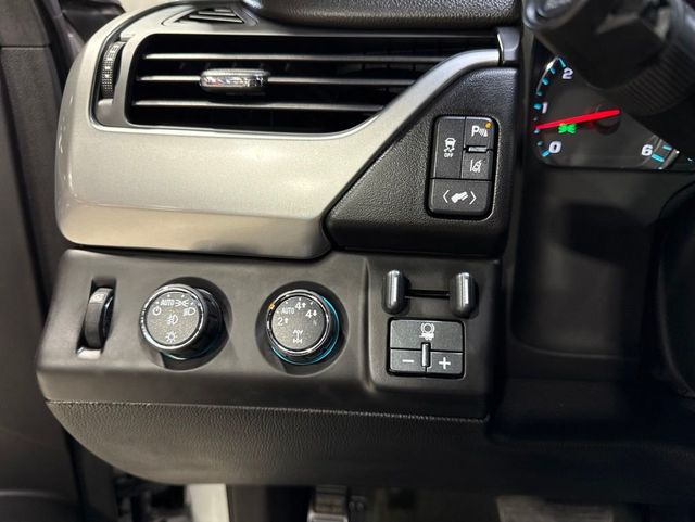 2015 Chevrolet Tahoe 4WD 4dr LT - 23024576 - 13