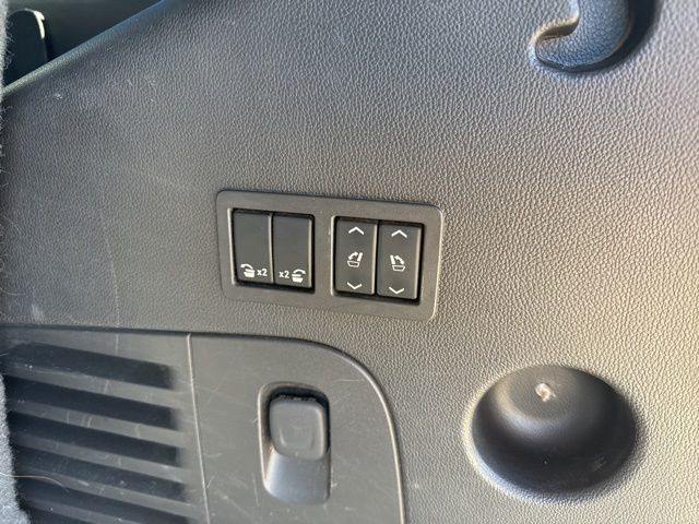 2015 Chevrolet Tahoe 4WD 4dr LT - 23012219 - 10