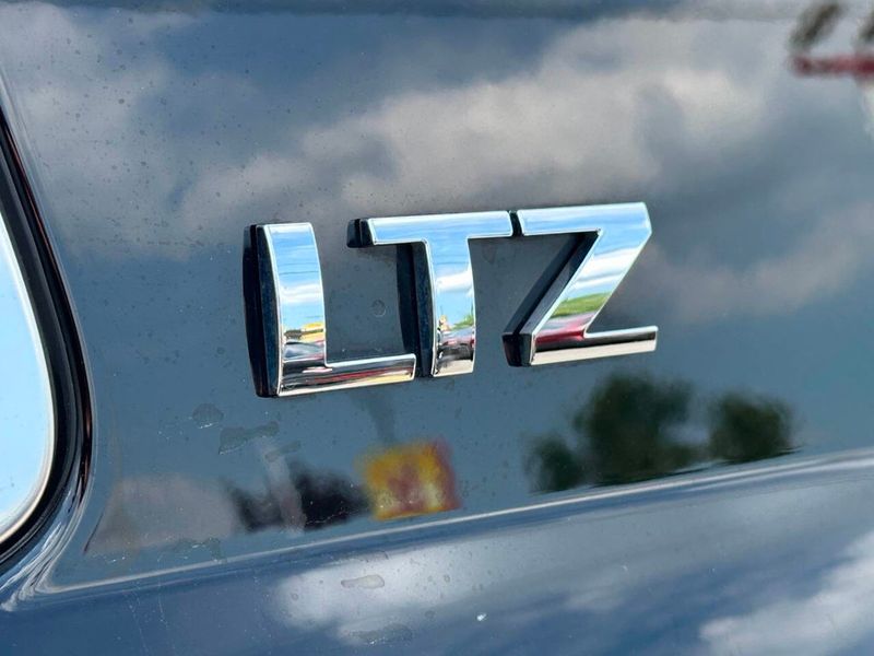 2015 Chevrolet Tahoe 4WD 4dr LTZ - 22895274 - 14