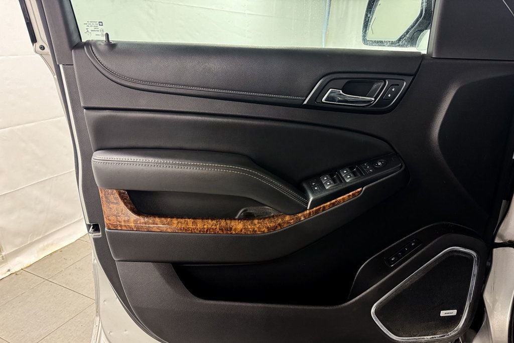 2015 Chevrolet Tahoe LTZ 4WD - 22956723 - 13