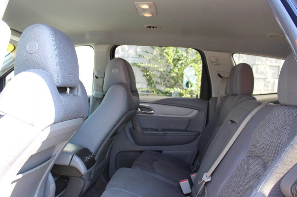 2015 Chevrolet Traverse AWD 4dr LS - 22917081 - 12