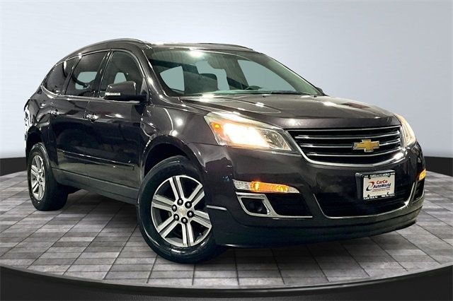 2015 Chevrolet Traverse 1LT photo 3