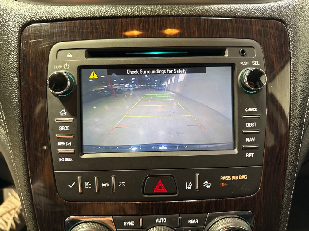 2015 Chevrolet Traverse AWD 4dr LTZ - 23040138 - 17