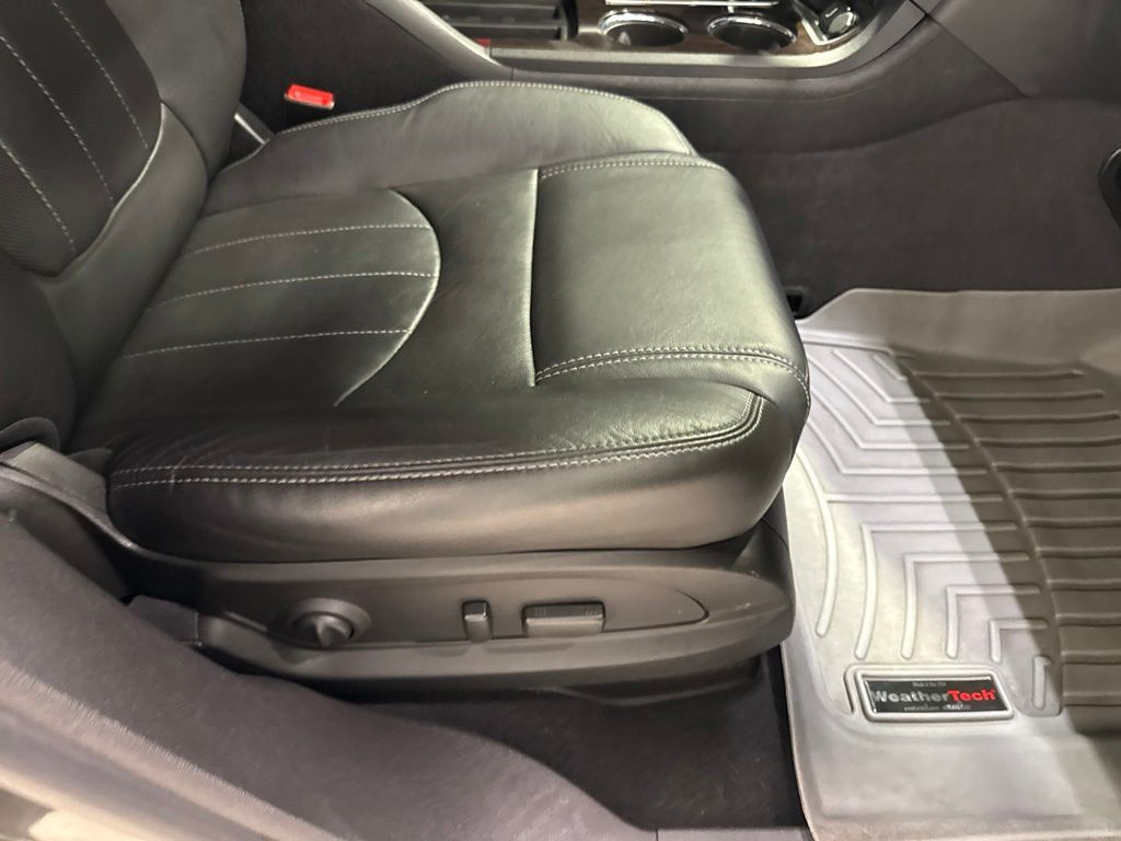 2015 Chevrolet Traverse AWD 4dr LTZ - 23040138 - 44