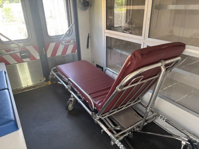 2015 CHEVROLET 3500 AMBULANCE  - 22852237 - 21