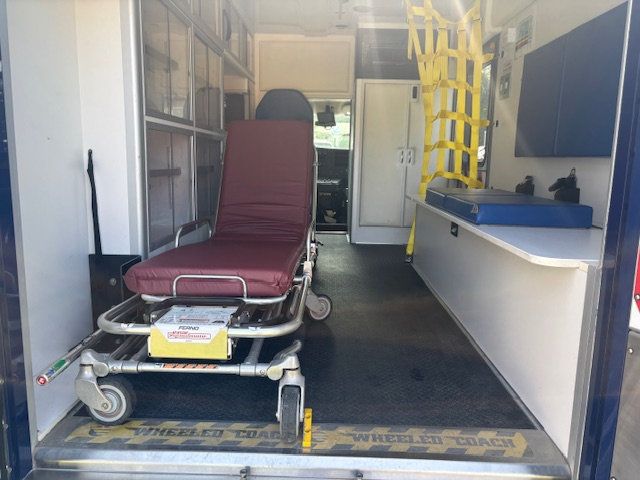 2015 CHEVROLET 3500 AMBULANCE  - 22852237 - 27