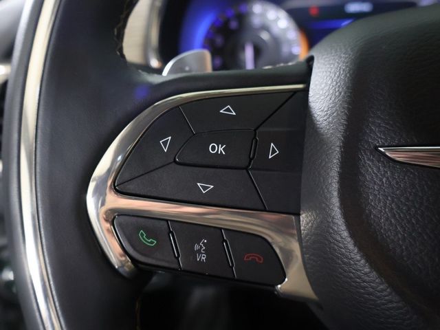 2015 Chrysler 200 4dr Sedan C FWD - 22947499 - 40