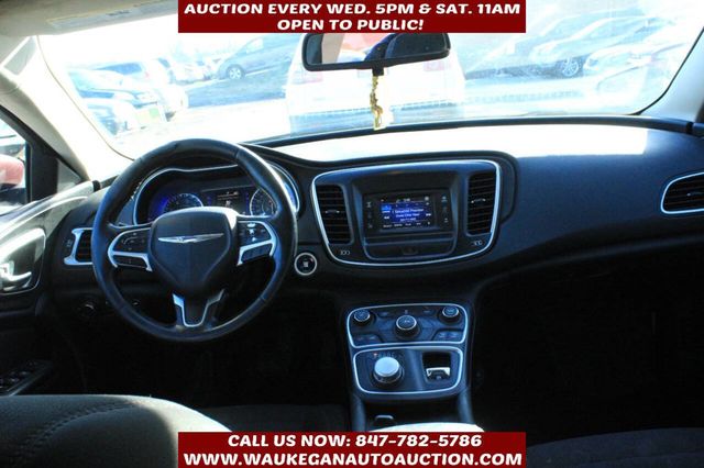 2015 Chrysler 200 4dr Sedan Limited FWD - 22946477 - 7