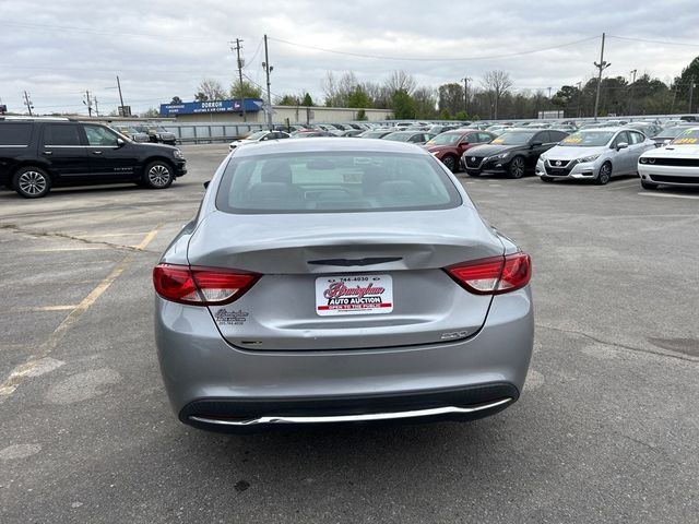 2015 Chrysler 200 4dr Sedan Limited FWD - 23003157 - 4