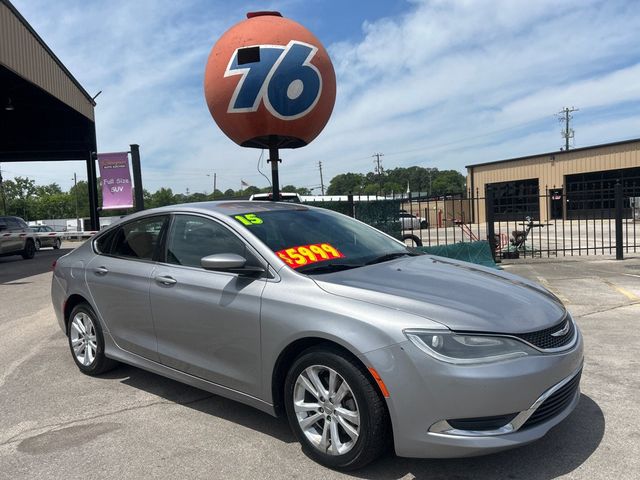 2015 Chrysler 200 4dr Sedan Limited FWD - 23016743 - 0