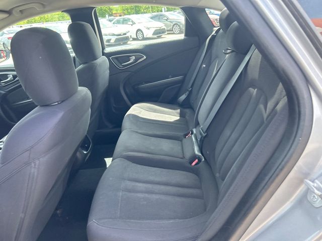 2015 Chrysler 200 4dr Sedan Limited FWD - 23016743 - 6