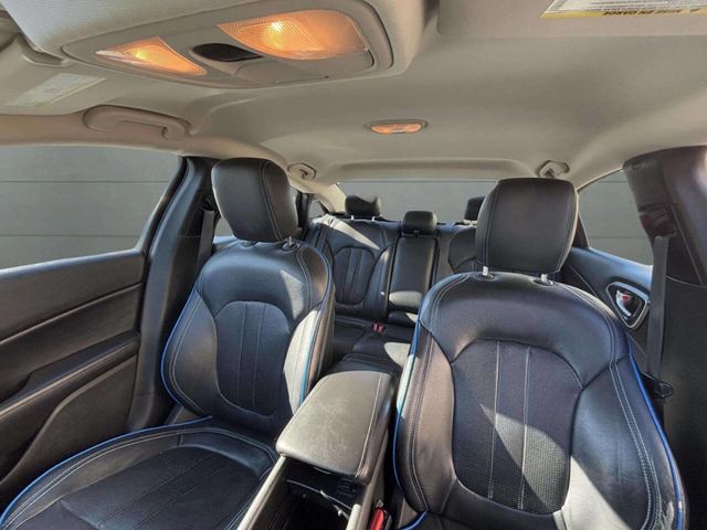 2015 Chrysler 200 4dr Sedan Limited FWD - 22943739 - 12