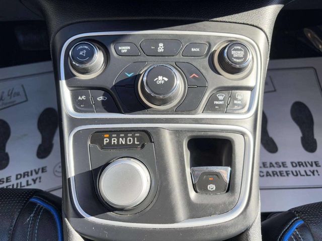 2015 Chrysler 200 4dr Sedan Limited FWD - 22943739 - 22