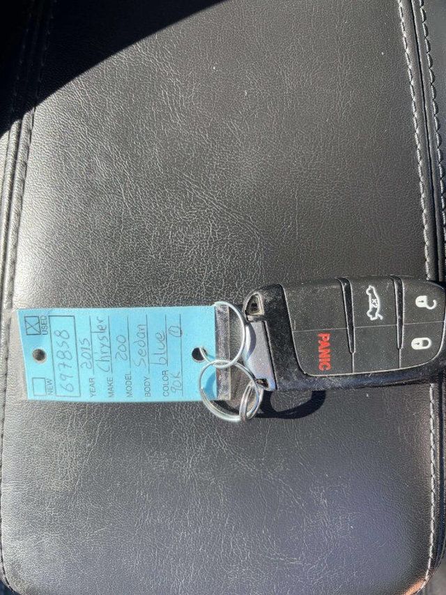 2015 Chrysler 200 4dr Sedan Limited FWD - 22943739 - 30