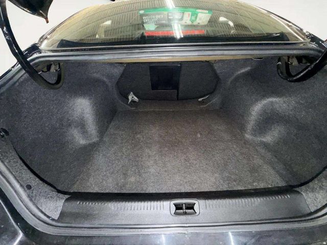 2015 Chrysler 200 4dr Sedan Limited FWD - 23034658 - 4