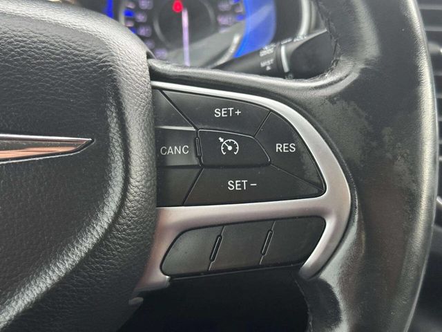 2015 Chrysler 200 4dr Sedan Limited FWD - 23042996 - 10