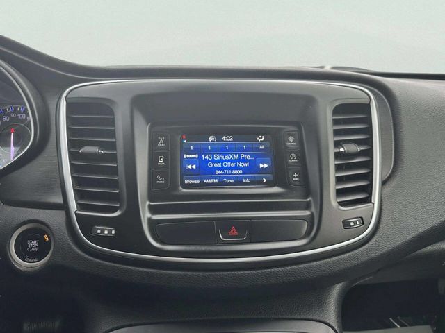 2015 Chrysler 200 4dr Sedan Limited FWD - 23042996 - 14