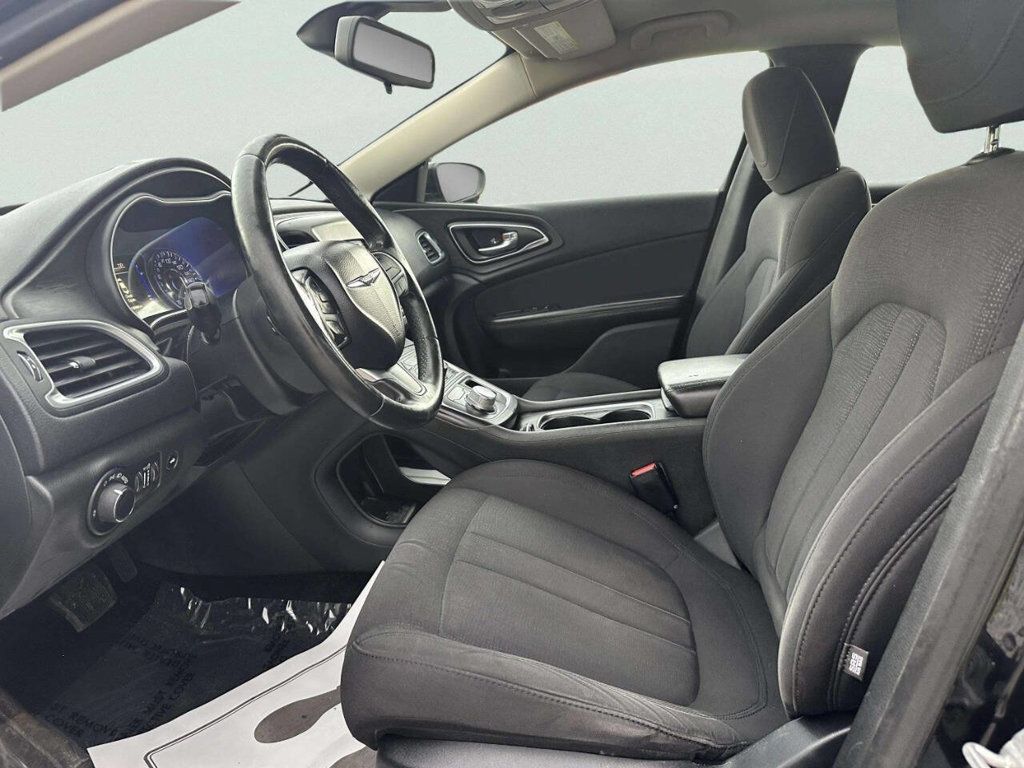 2015 Chrysler 200 4dr Sedan Limited FWD - 23042996 - 8