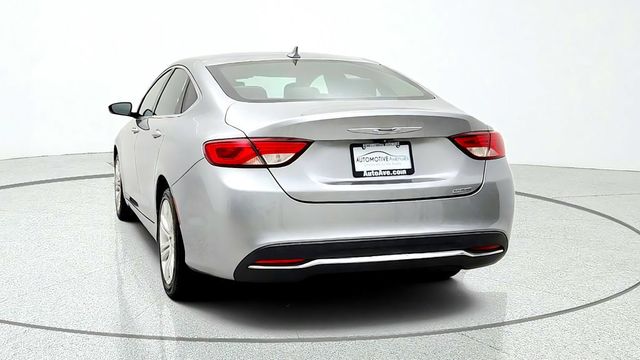 2015 Chrysler 200 4dr Sedan Limited FWD - 23094547 - 5