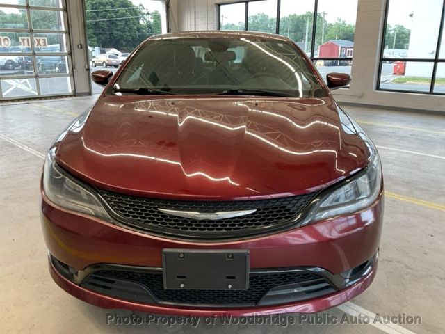 2015 Chrysler 200 4dr Sedan S FWD - 23056795 - 1