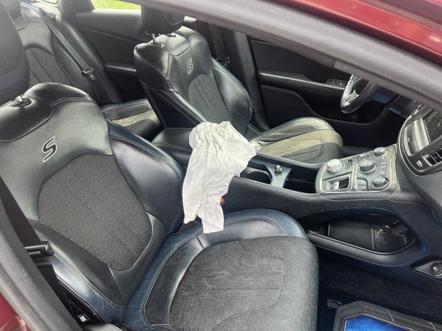 2015 Chrysler 200 4dr Sedan S FWD - 22944643 - 2