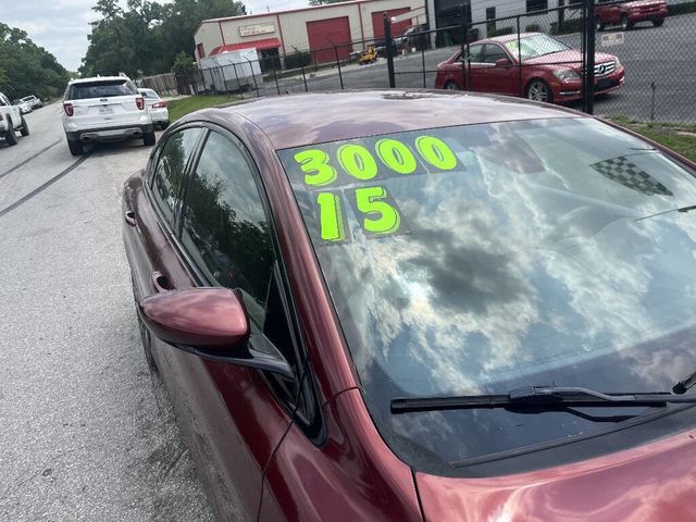 2015 Chrysler 200 4dr Sedan S FWD - 22944643 - 3