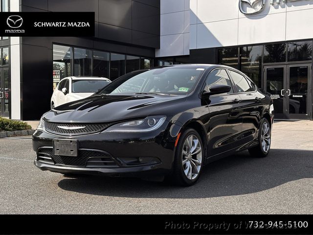 2015 Chrysler 200 4dr Sedan S FWD - 22574078 - 0