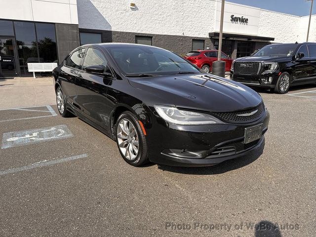 2015 Chrysler 200 4dr Sedan S FWD - 22574078 - 6