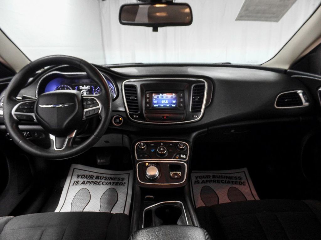 2015 Chrysler 200 LIMITED - 22234859 - 10