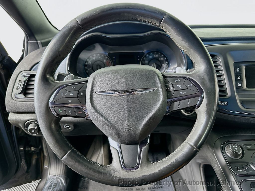 2015 Chrysler 200 S - 22615470 - 10