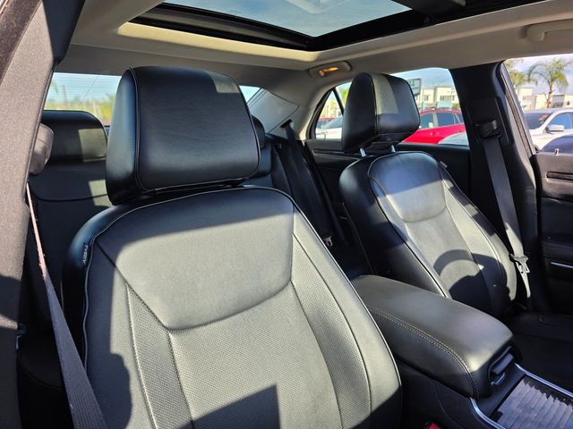 2015 Chrysler 300 4dr Sedan 300C RWD - 22999848 - 10