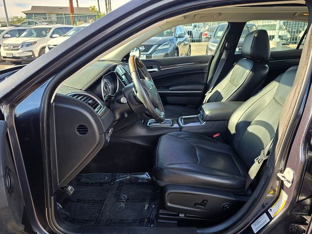 2015 Chrysler 300 4dr Sedan 300C RWD - 22999848 - 14