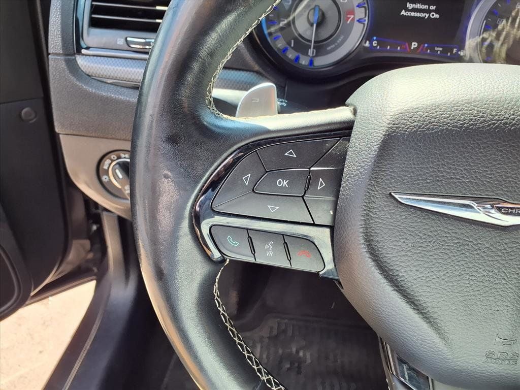 2015 Chrysler 300 4dr Sedan 300S AWD - 22937640 - 6