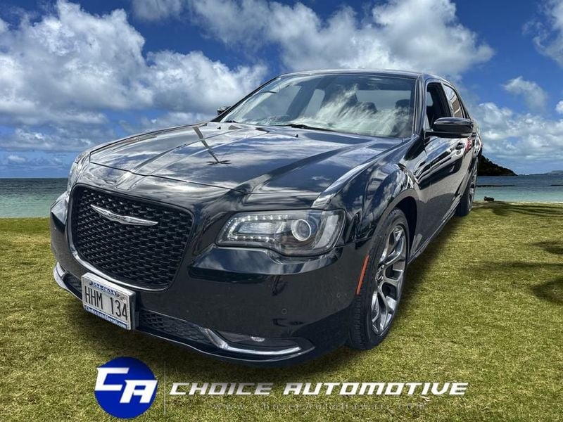 2015 Chrysler 300 4dr Sedan 300S RWD - 22940735 - 0