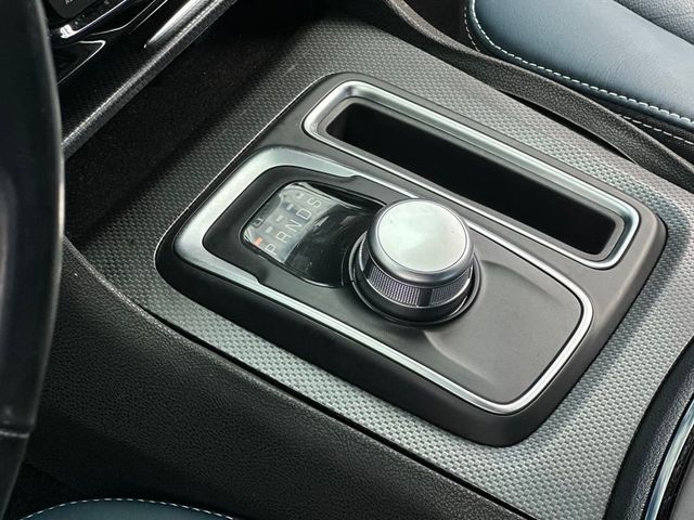 2015 Chrysler 300 4dr Sedan 300S RWD - 22940735 - 18