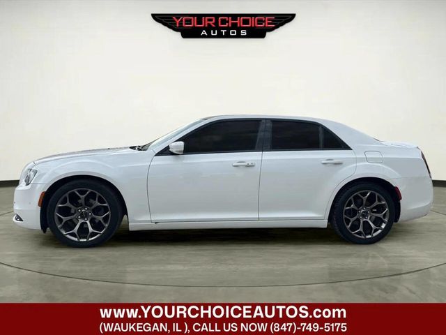 2015 Chrysler 300 4dr Sedan 300S RWD - 23040871 - 1