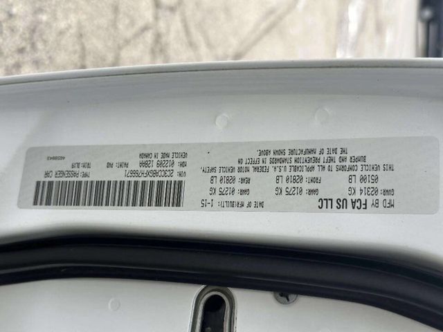 2015 Chrysler 300 4dr Sedan 300S RWD - 23040871 - 21
