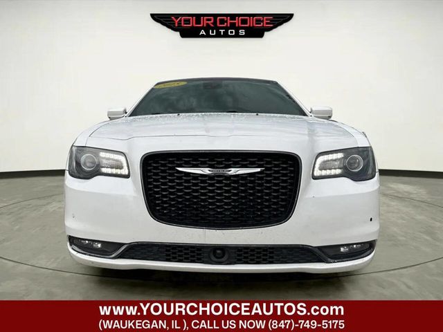 2015 Chrysler 300 4dr Sedan 300S RWD - 23040871 - 7