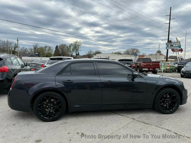 2015 Chrysler 300 4dr Sedan 300S RWD - 23004921 - 13