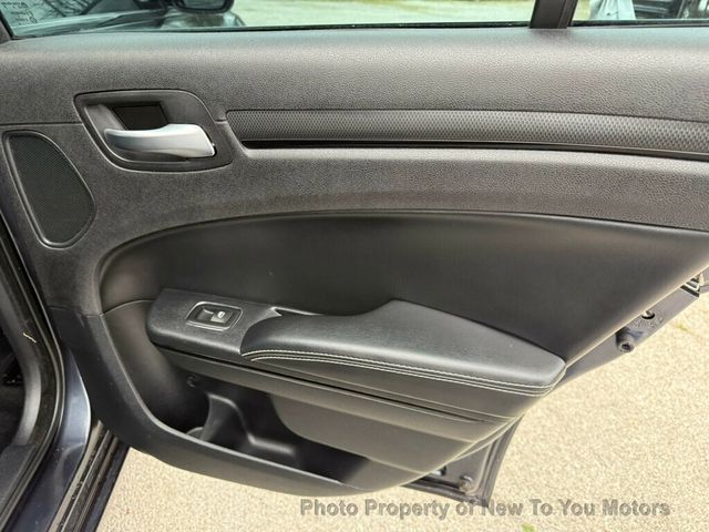 2015 Chrysler 300 4dr Sedan 300S RWD - 23004921 - 15