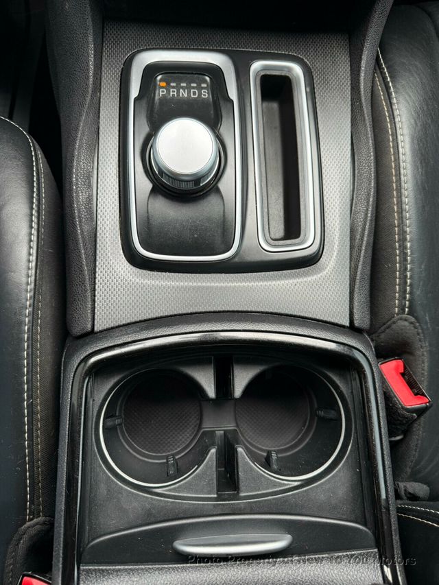 2015 Chrysler 300 4dr Sedan 300S RWD - 23004921 - 18