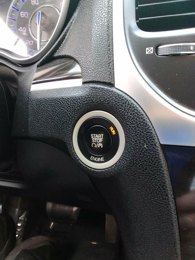 2015 Chrysler 300 4dr Sedan Limited RWD - 23004228 - 24