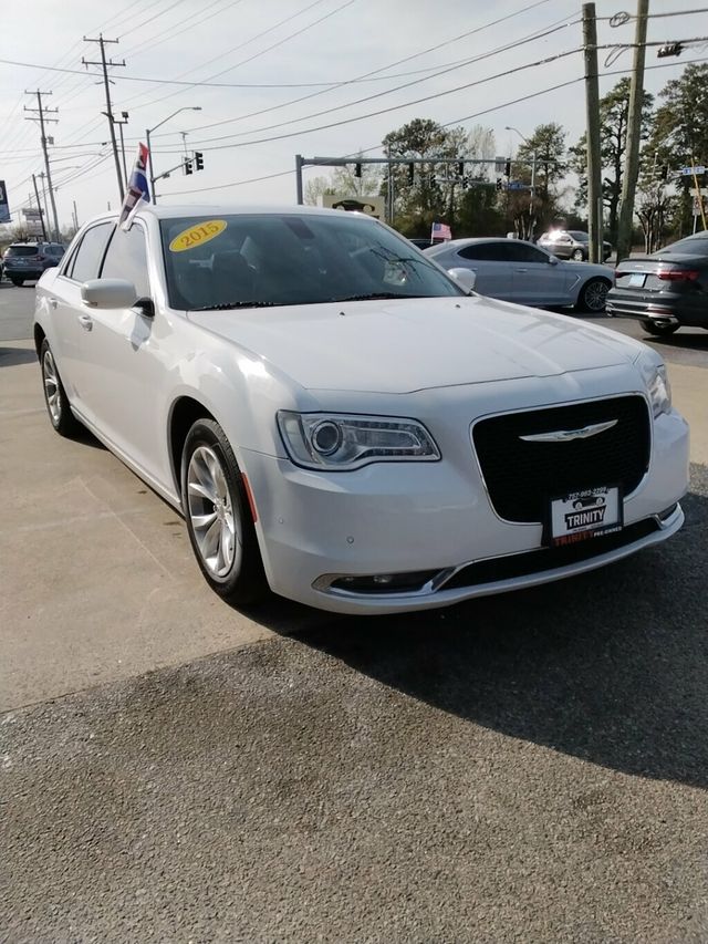 2015 Chrysler 300 4dr Sedan Limited RWD - 23004228 - 4