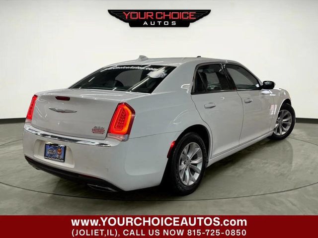 2015 Chrysler 300 4dr Sedan Limited RWD - 22989113 - 9